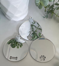 Load image into Gallery viewer, Mirror Christmas baubles - B’Spoke Laser Works
